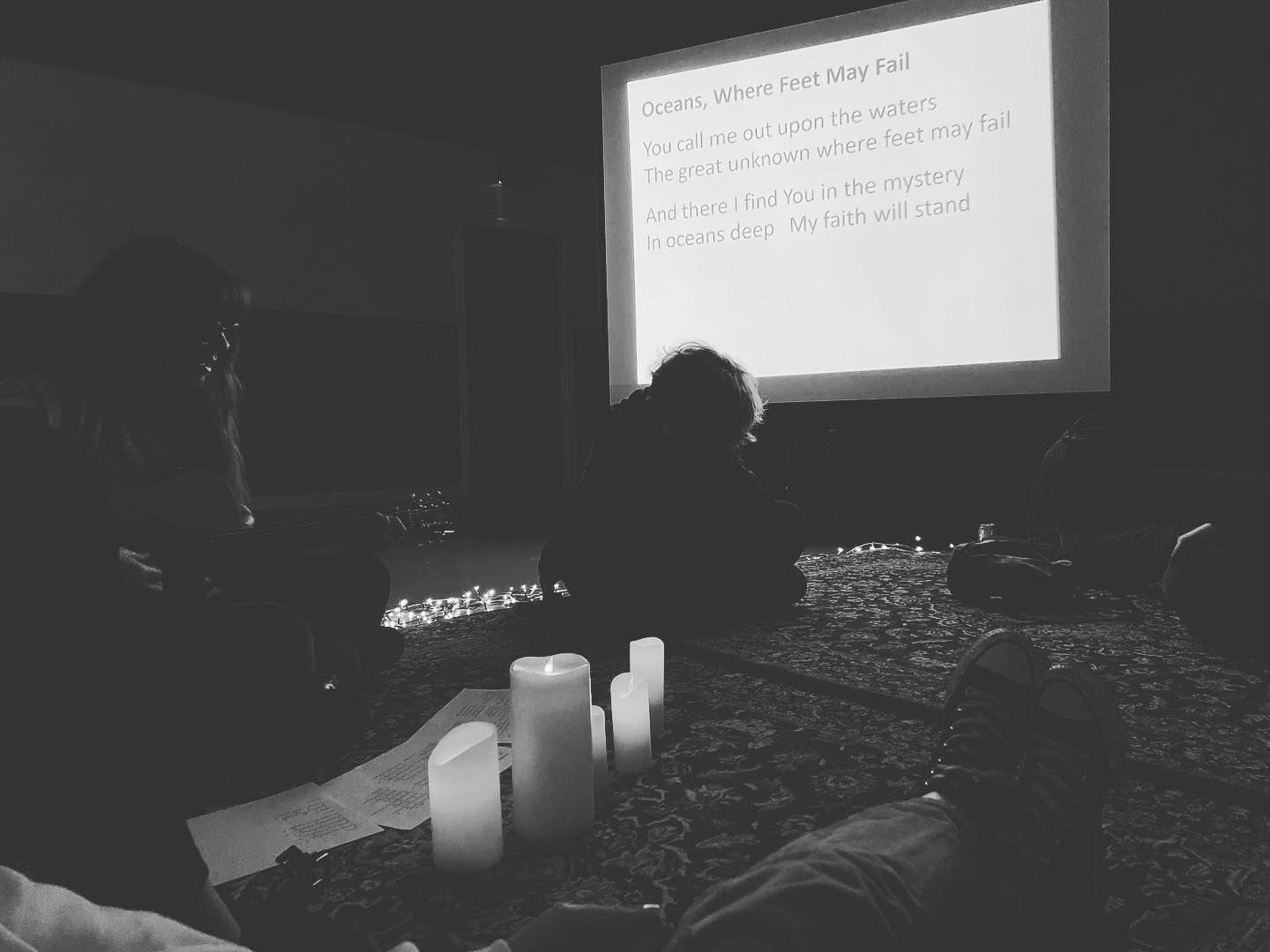 Youth Group was lovely as we made cookies 🍪, had worship 🎶, prayer 🤲 and Bible study 📖 on Revelation 18.